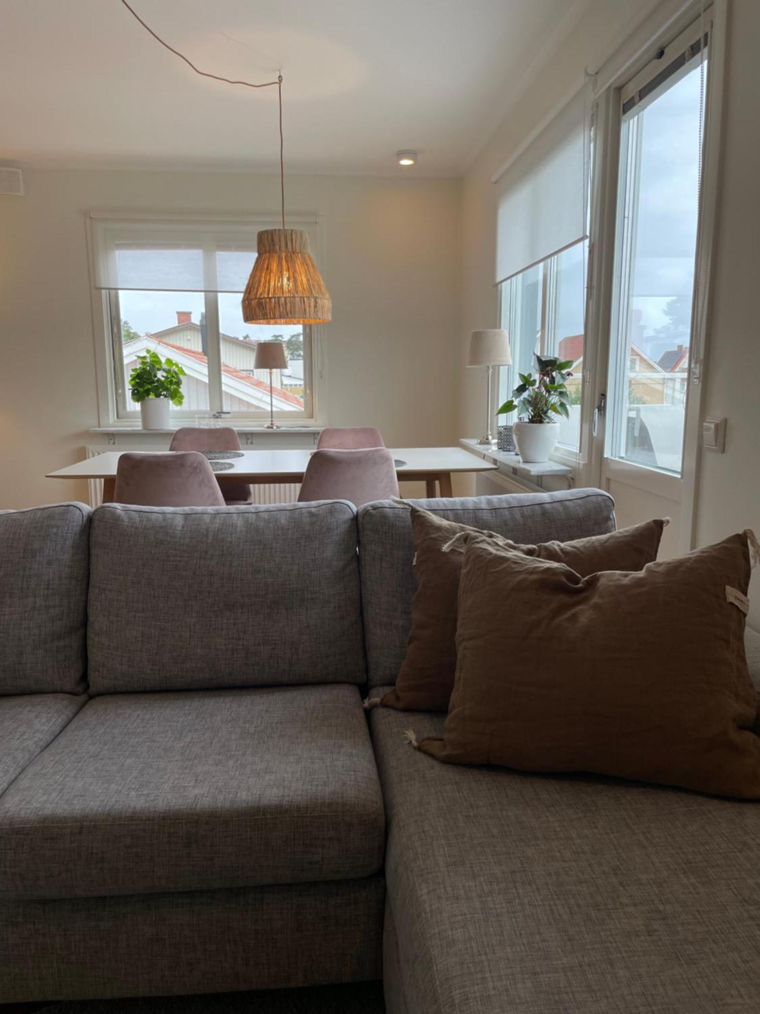 Annies Hus - Very Nice 2 Bedroom Apt Top Floor Stromstad Bagian luar foto